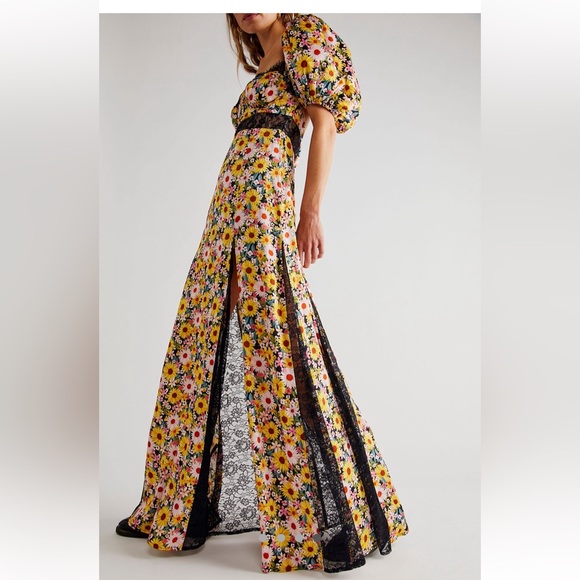 For Love And Lemons Dresses & Skirts - NWT For Love and Lemons Sylvia Maxi Dress